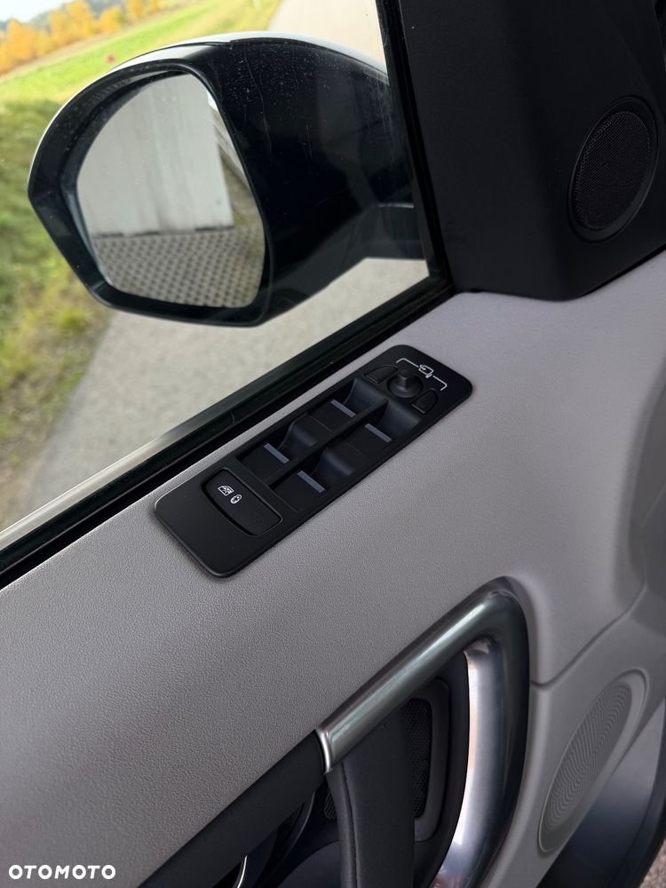 Land Rover Discovery Sport - 13