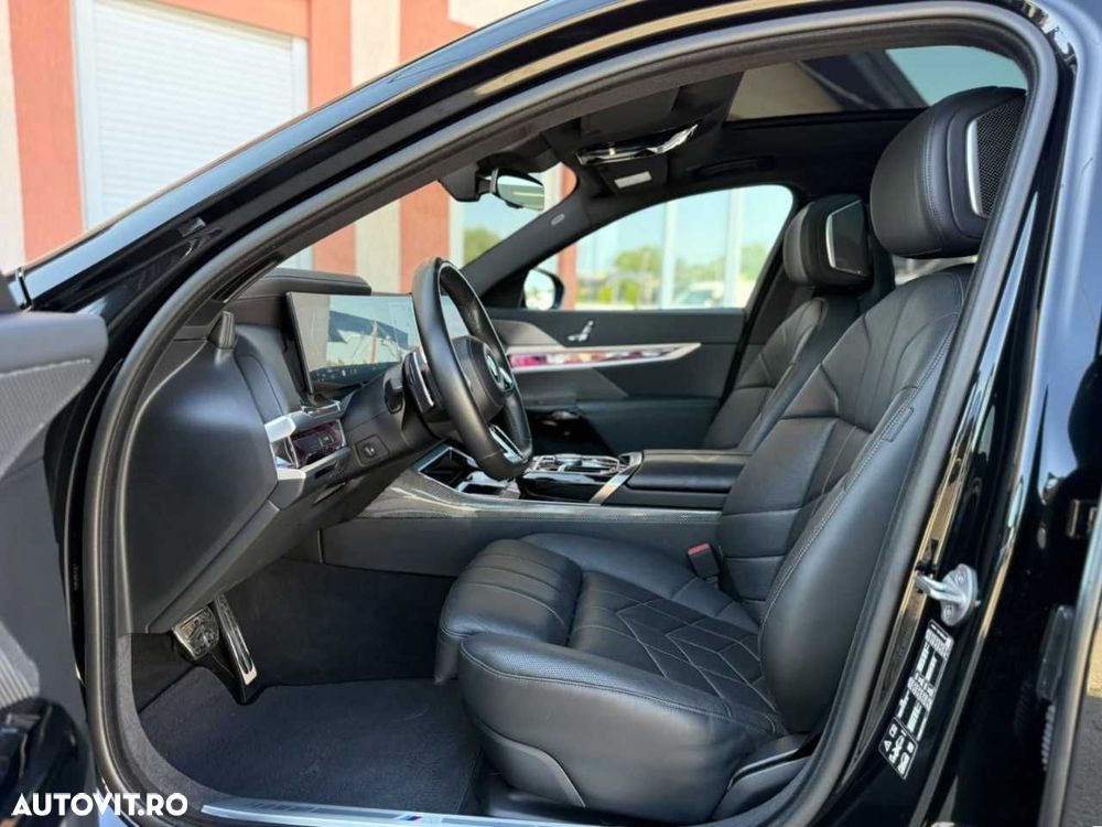 BMW Seria 7 - 16