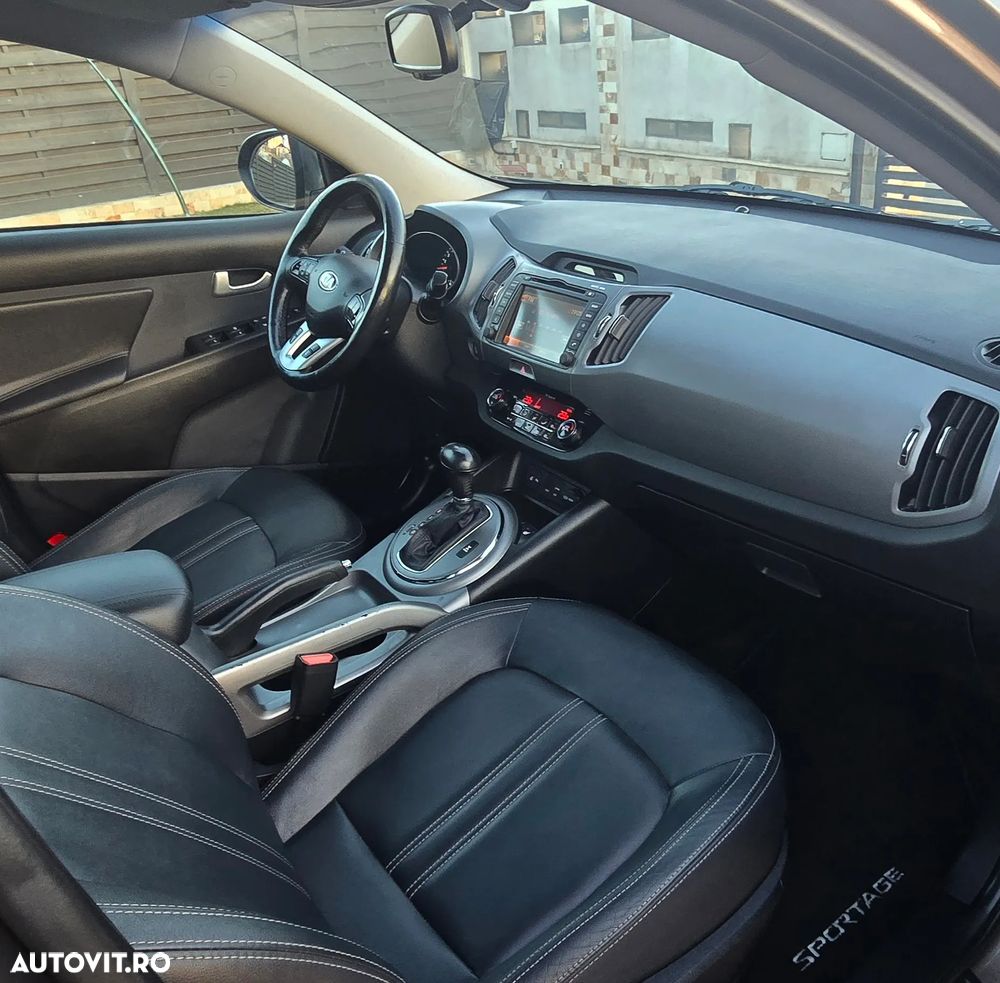 Kia Sportage 2,0 CRDI AWD Aut. Platinum - 12