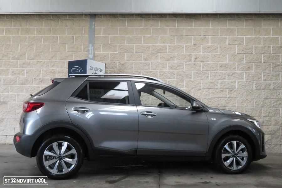 Kia Stonic 1.2 MPi Dynamic - 28