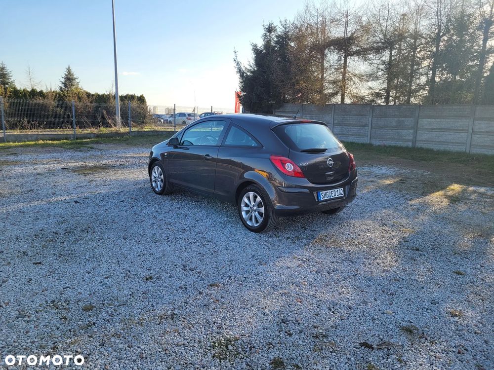 Opel Corsa 1.4 16V Active - 5
