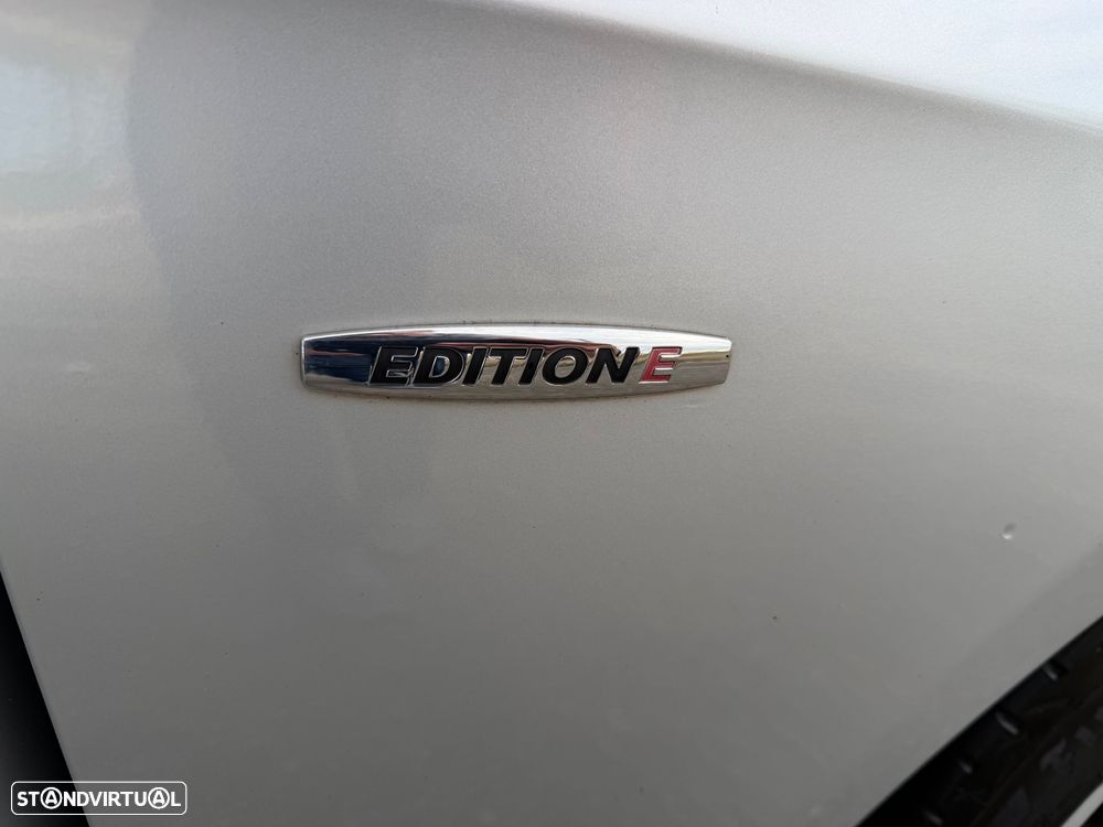 Mercedes-Benz E 300 ver-d-amg-line - 20