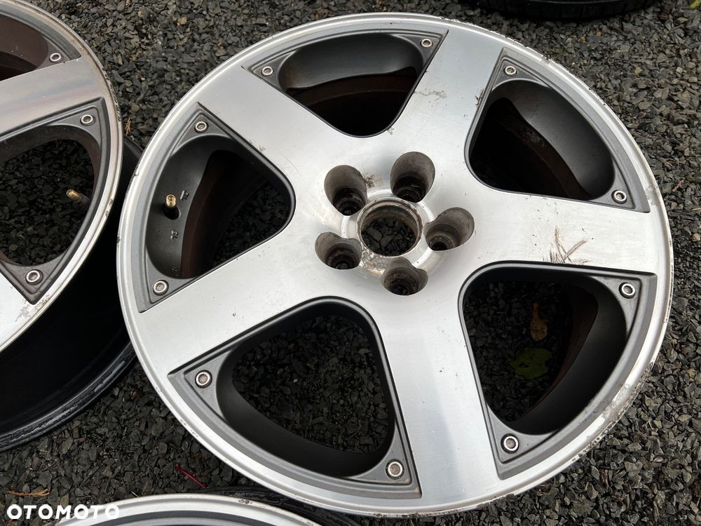 VOLKSWAGEN R17 UNIKATOWE ORYGINALNE FELGI ALUMINIOWE 17" 7J ET38 5X100 57,1mm ALUFELGI 1J0601025S KOMPLET 4SZT SANTA MONICA GOLF IV GTI - 4
