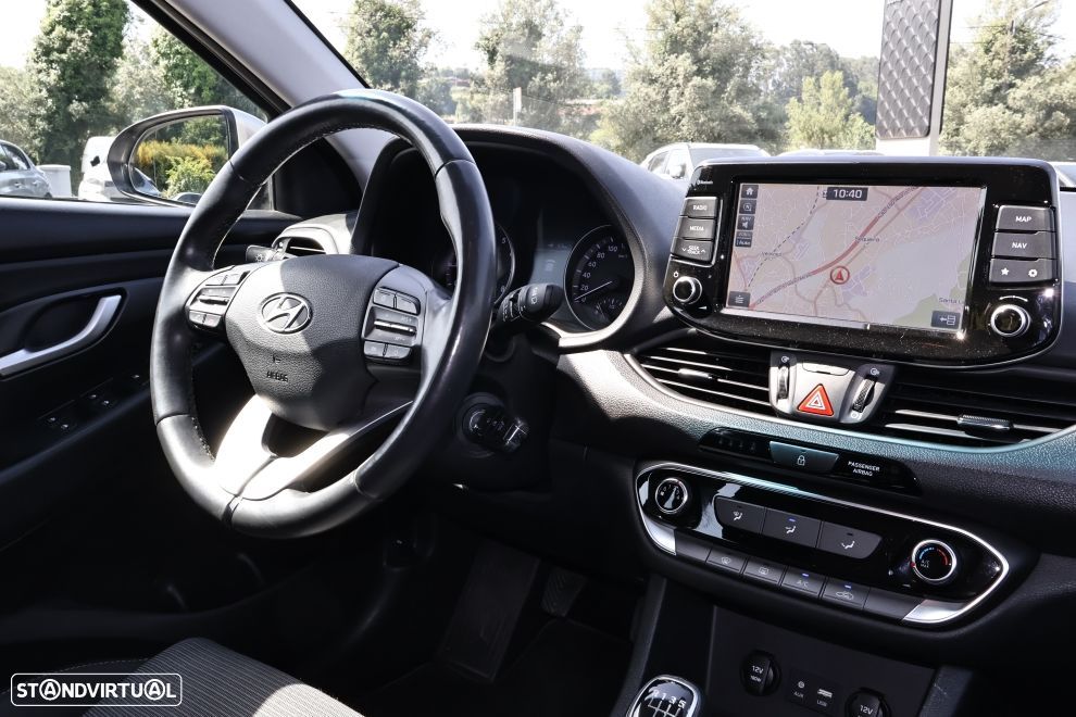 Hyundai i30 SW 1.0 T-GDi Comfort+Navi - 11