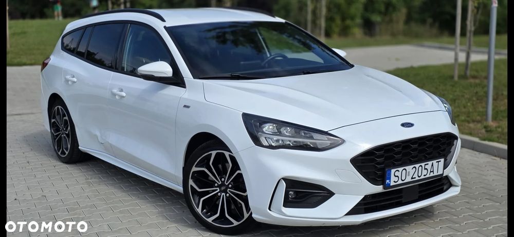 Ford Focus 1.0 EcoBoost mHEV ST-Line - 34
