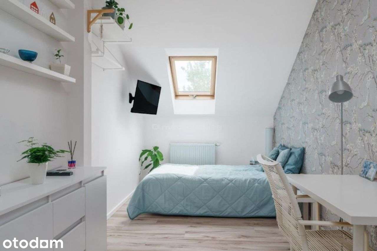 Segment 105 m² w Markach, 3-poziomowy, umeblowany