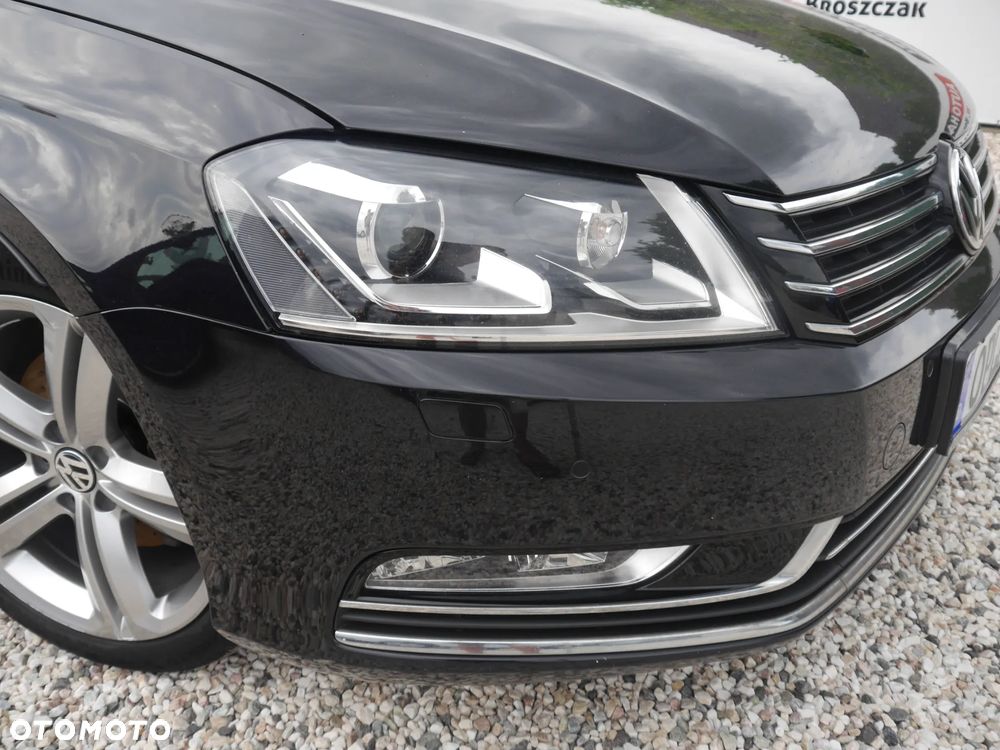 Volkswagen Passat Variant 2.0 TDI BlueMotion Technology Highline - 21