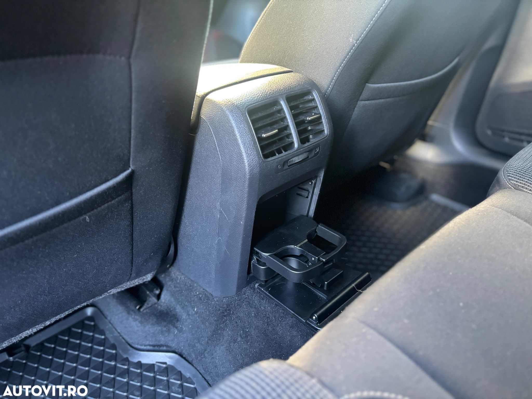 Volkswagen Golf 1.2 TSI Comfortline DSG - 23