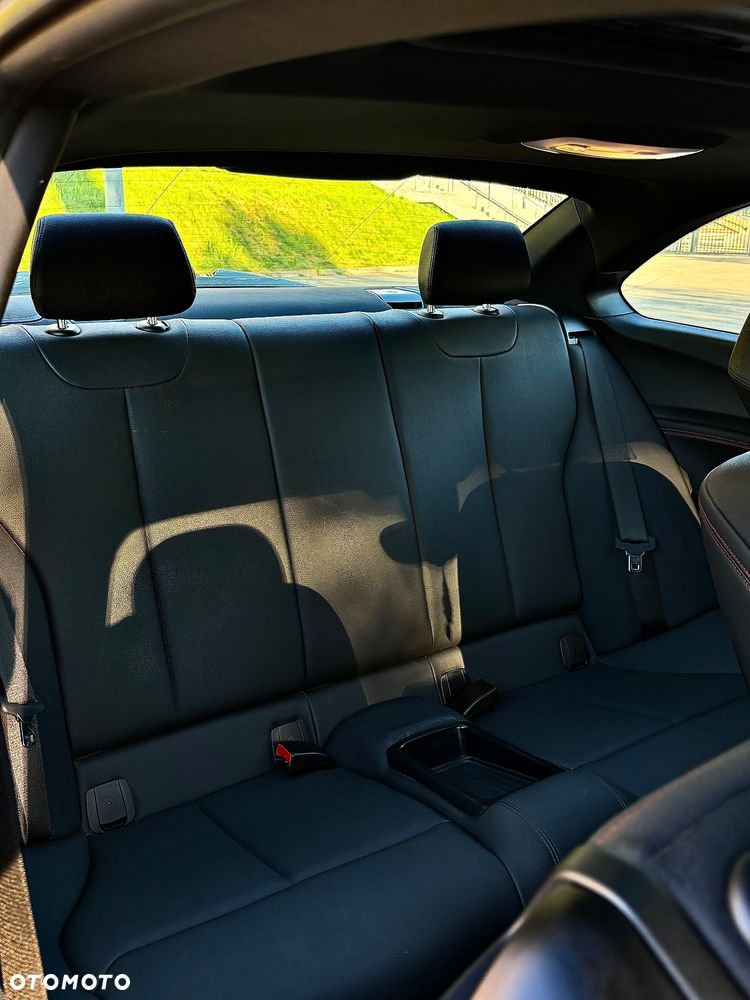 BMW Seria 2 230i Sport Line - 12