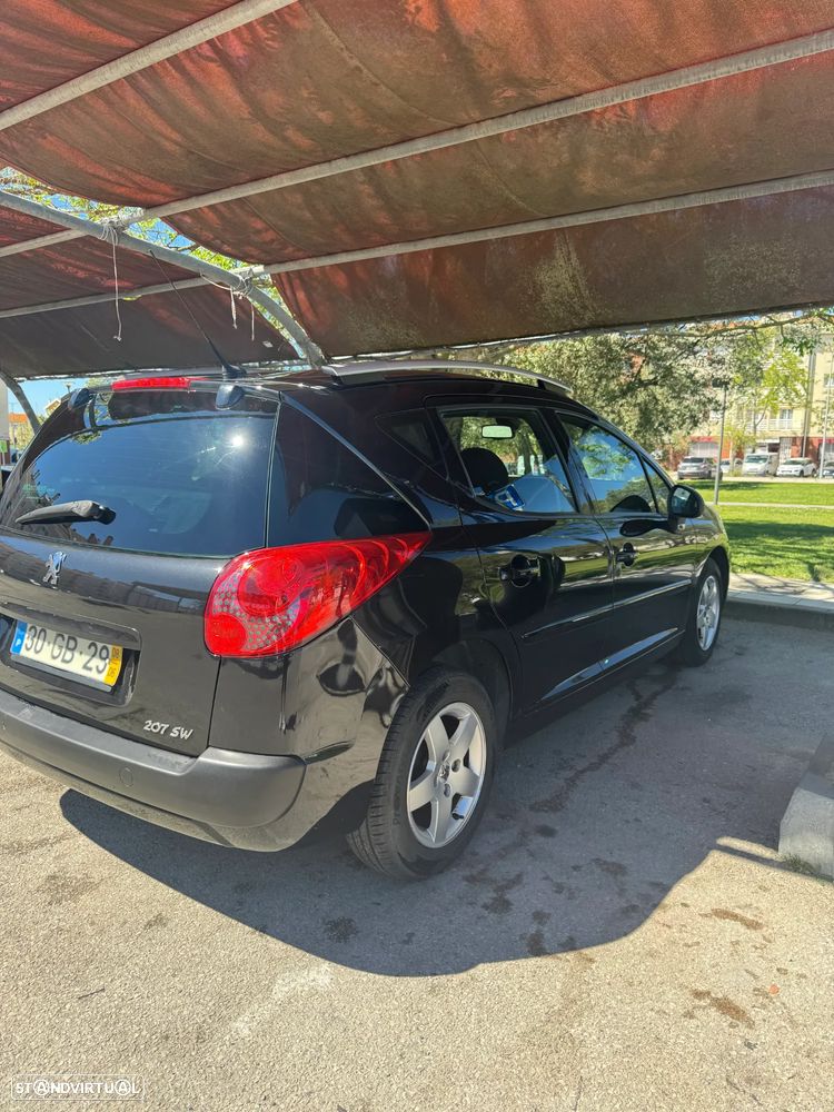 Peugeot 207 SW 1.4 Premium - 6