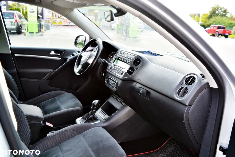 Volkswagen Tiguan 2.0 TSI 4Motion DSG Life - 17