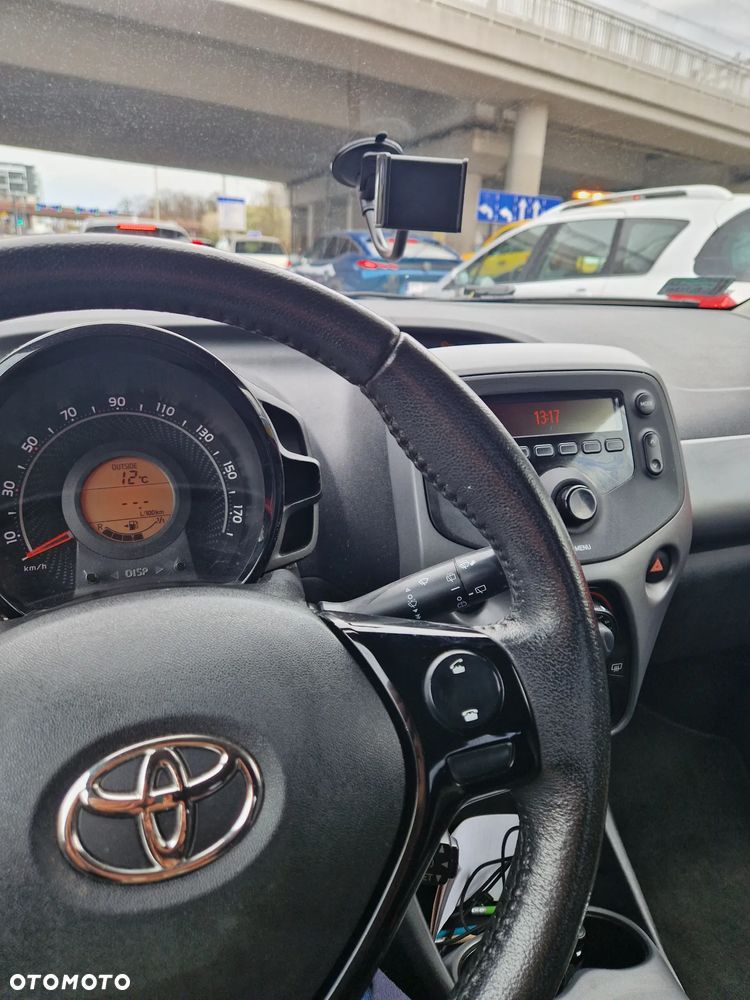 Toyota Aygo 1.0 VVT-i Color Edition - 10