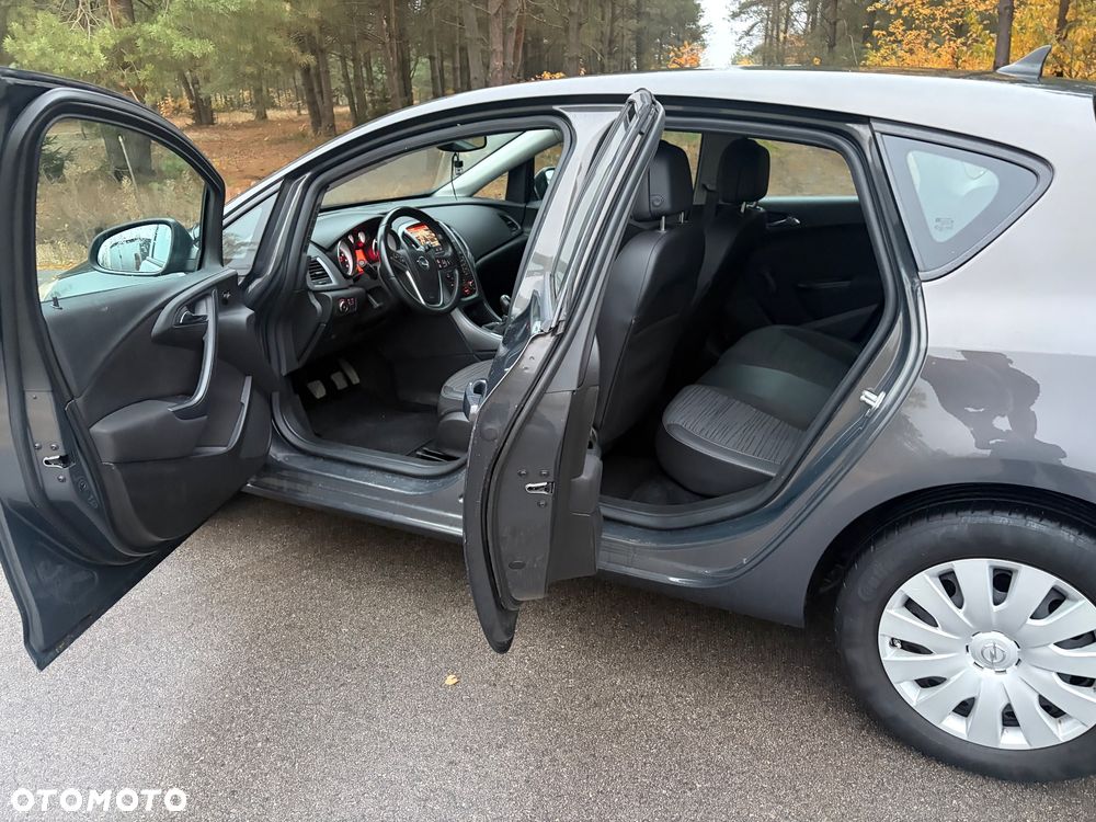 Opel Astra - 18