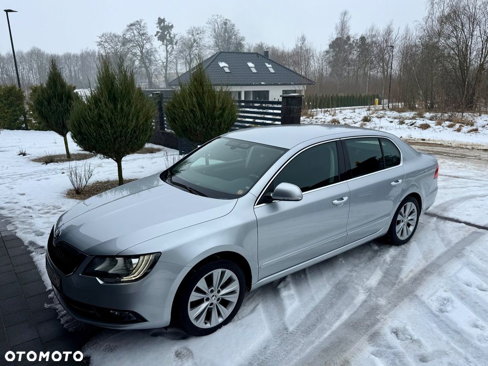 Skoda Superb 1.8 TSI DSG Exclusive - 34