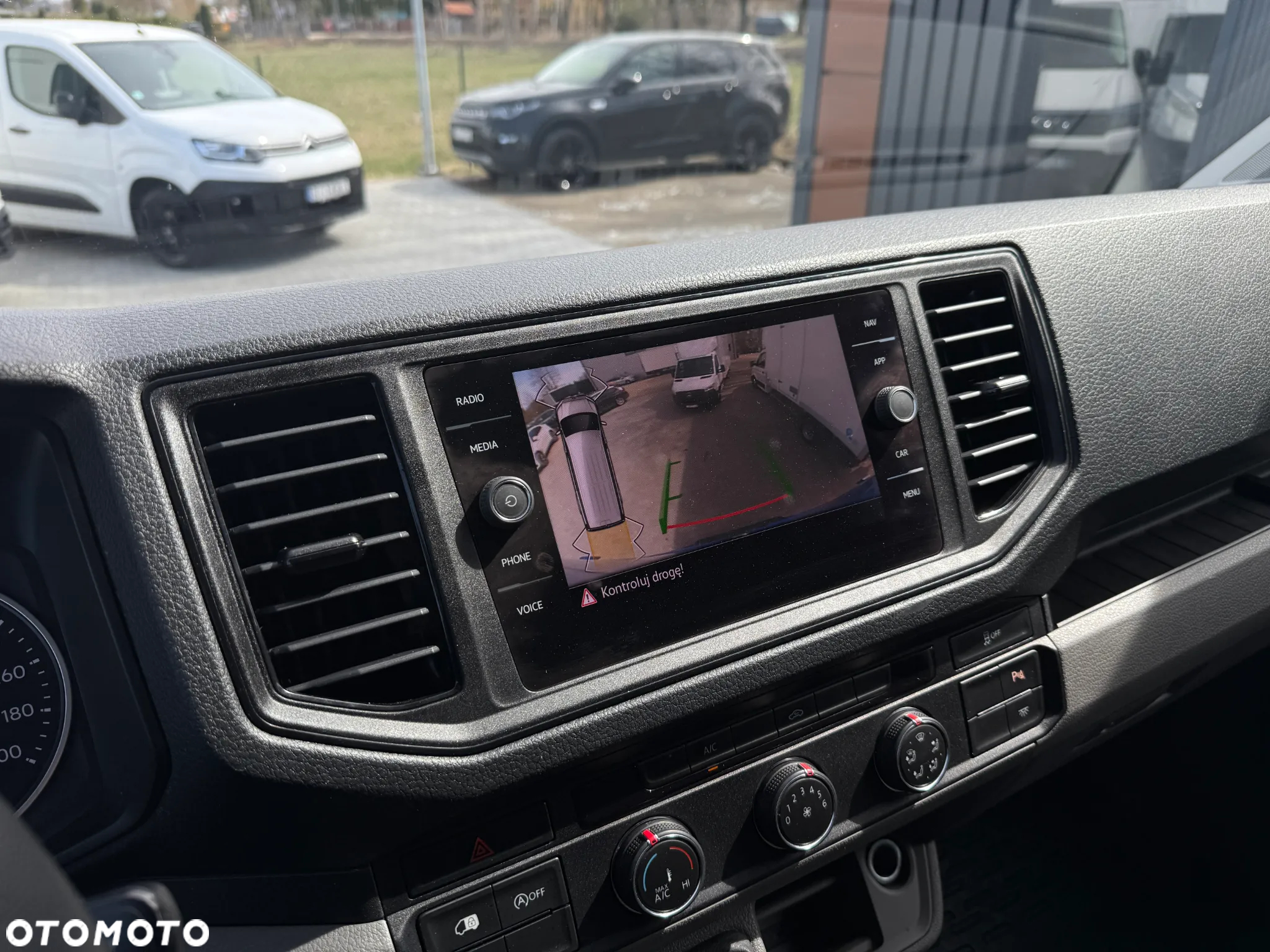 Volkswagen Crafter 2.0 140KM / Długi L4 H2 / 2021 / ZAREJESTROWANY / Po Serwisie / BEZ WKŁADU - 27
