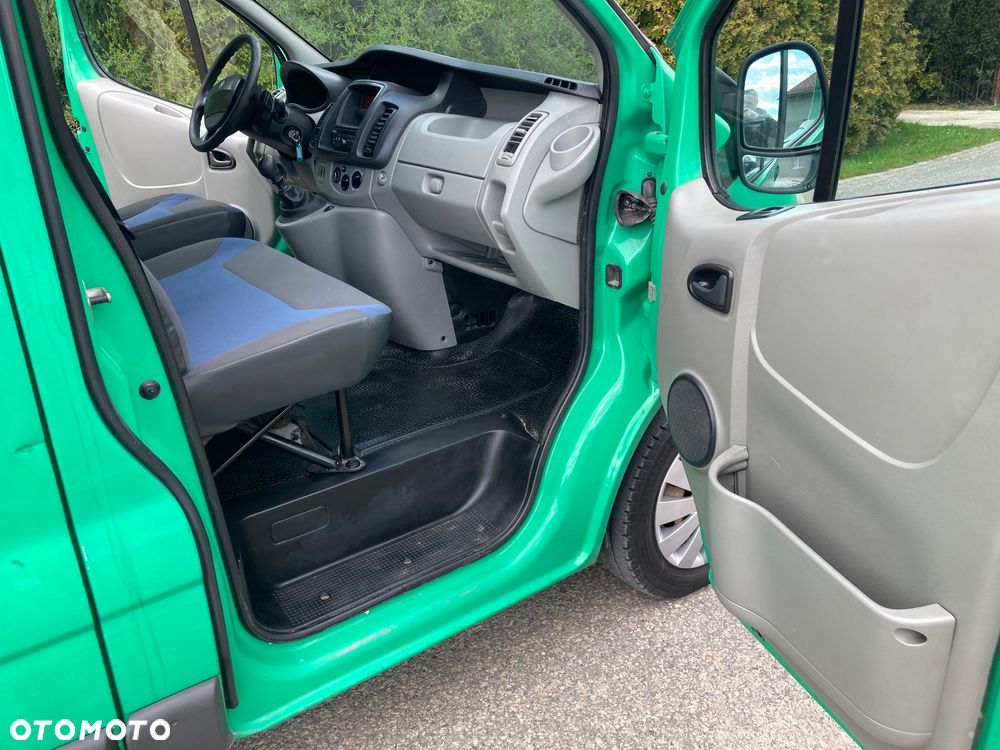 Renault Trafic - 8