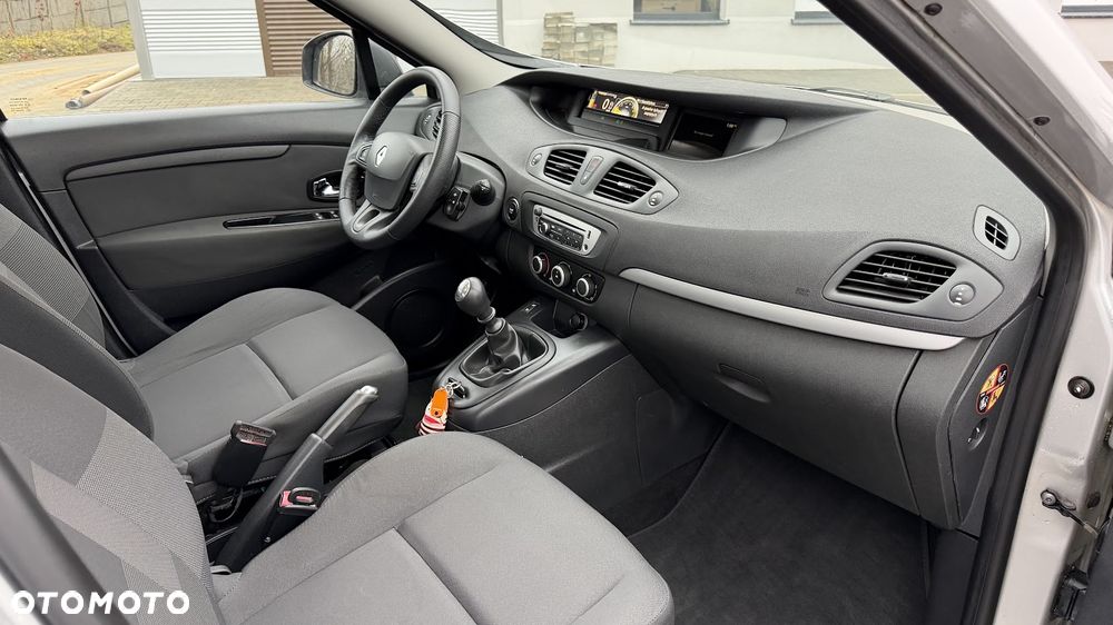 Renault Scenic 1.6 16V 110 TomTom Edition - 14