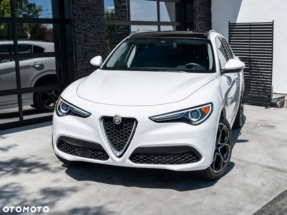 Alfa Romeo Stelvio 2.0 Turbo Veloce TI Q4 - 4
