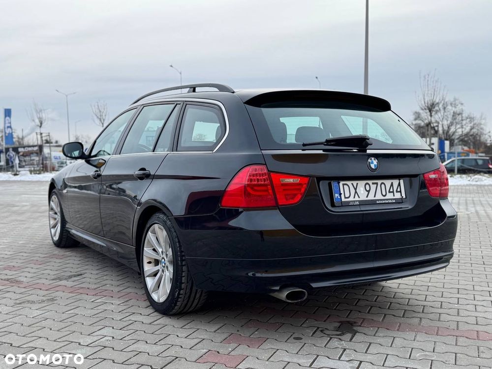 BMW Seria 3 318d DPF - 5