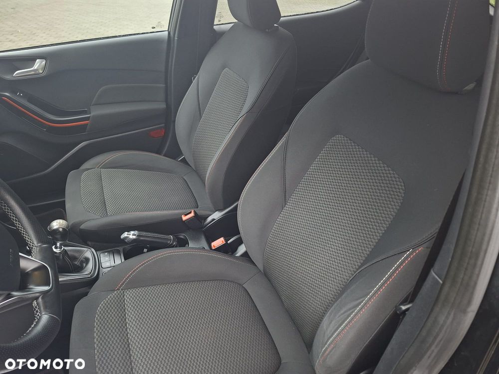 Ford Fiesta - 7