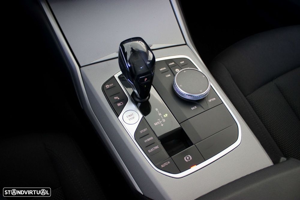 BMW 330 e Corporate Edition Auto - 40