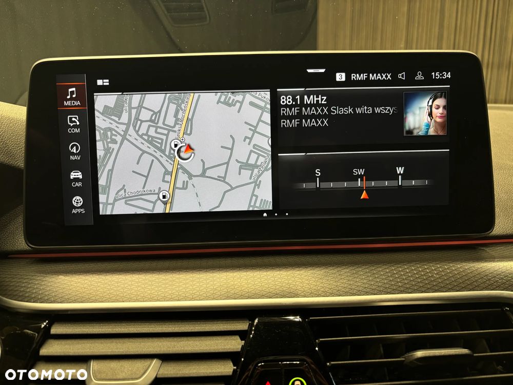 BMW Seria 5 520d mHEV - 14