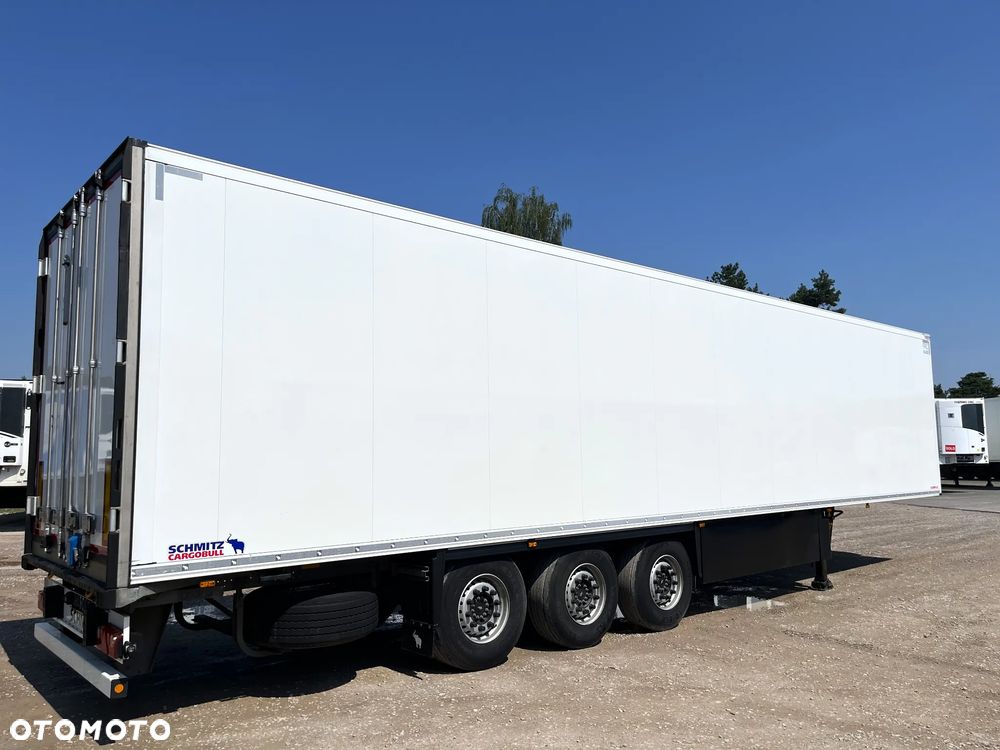 Schmitz Cargobull SKO - 8