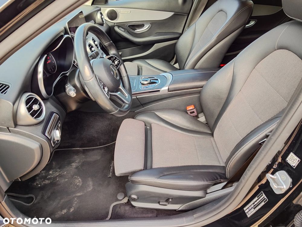 Mercedes-Benz Klasa C 220 d 9G-TRONIC Avantgarde - 21