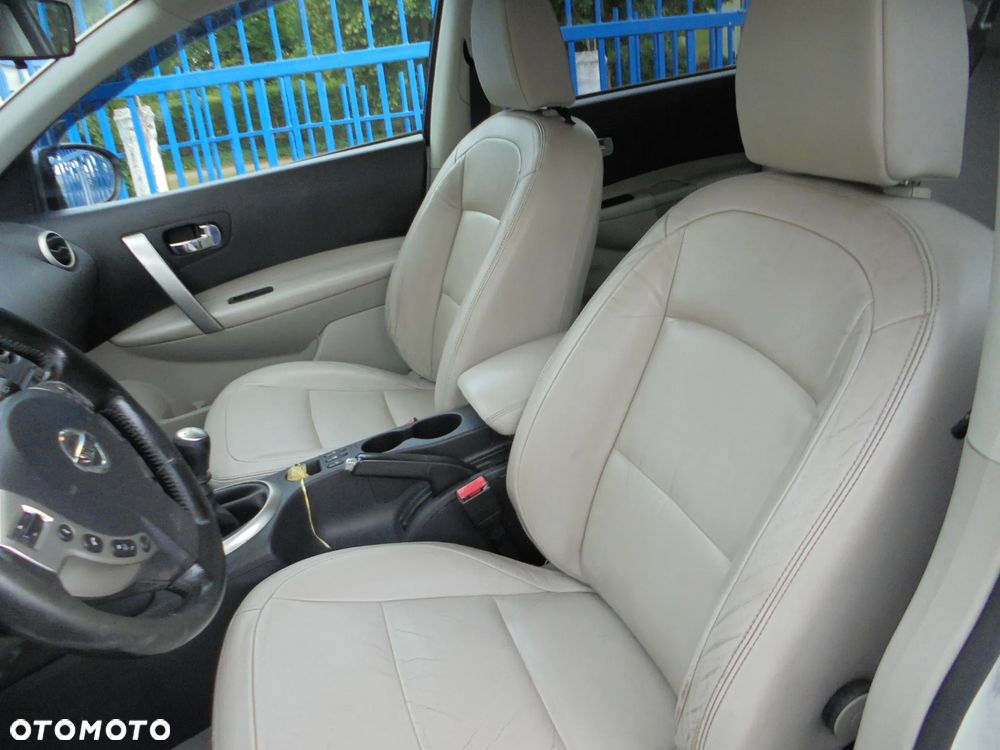 Nissan Qashqai+2 2.0 dCi DPF tekna - 6