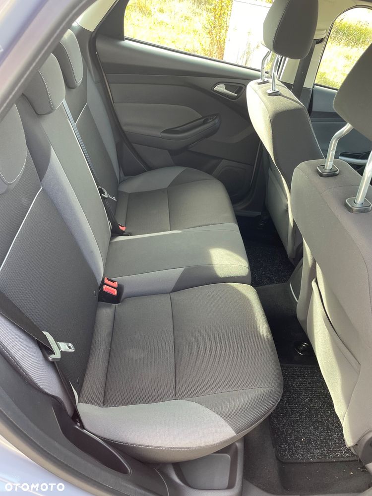 Ford Focus - 16
