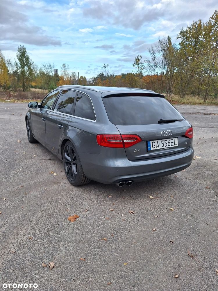 Audi A4 Avant - 8