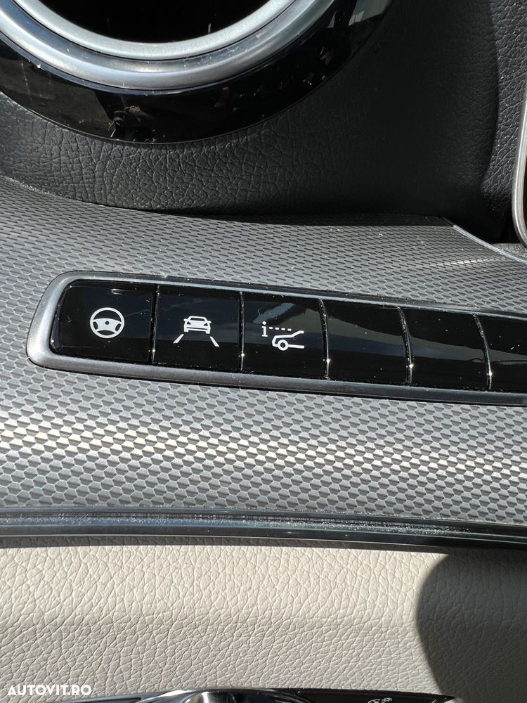 Mercedes-Benz E 200 d 9G-TRONIC - 9