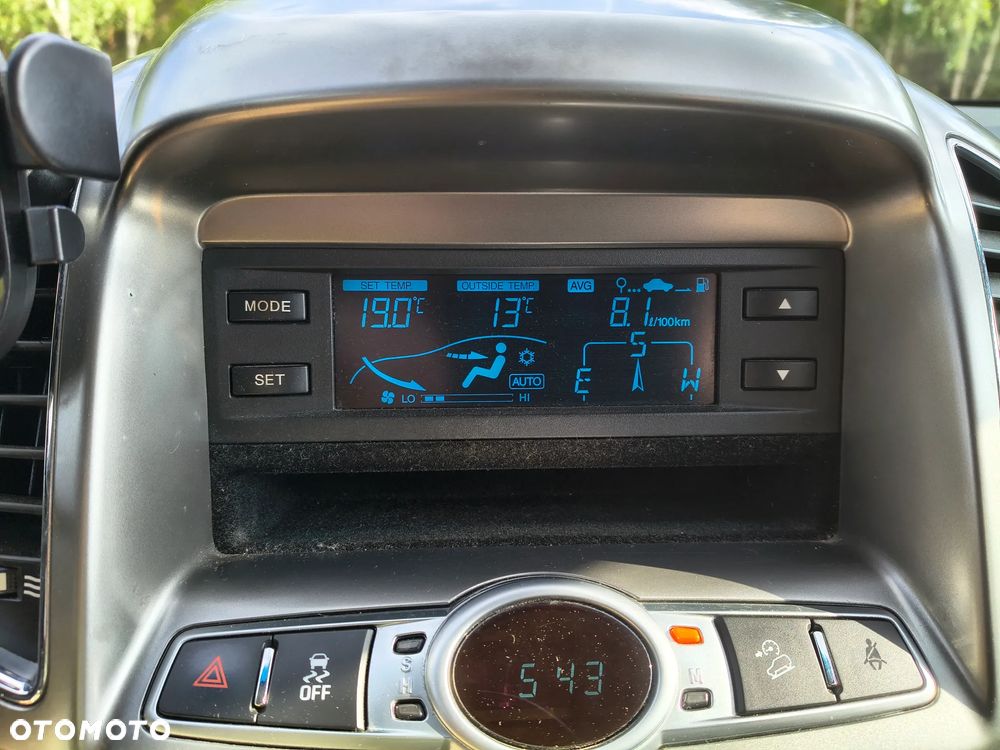Chevrolet Captiva 2.2 D LT FWD - 22