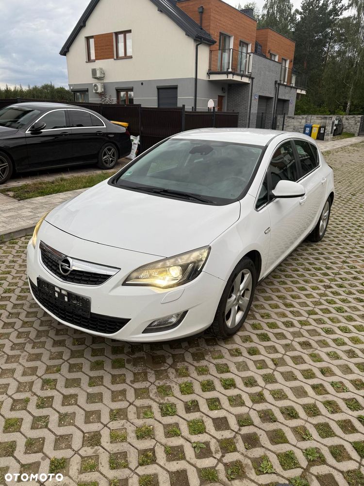 Opel Astra 2.0 CDTI Cosmo - 12