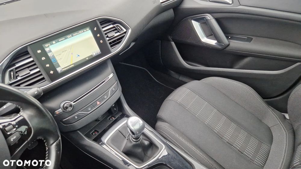 Peugeot 308 BlueHDi 120 Stop & Start Business-Line - 17