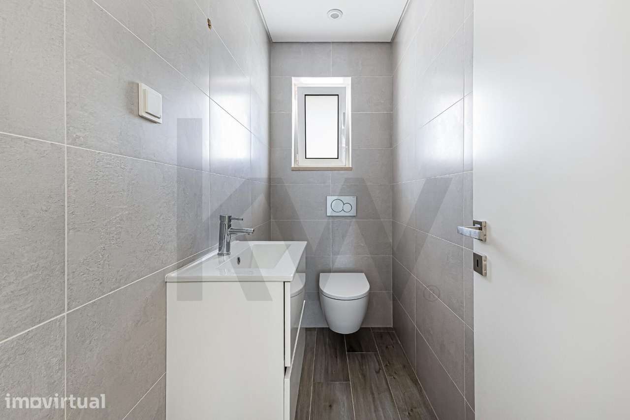 MORADIA T3, MODERNA, PISCINA, ELEVADOR, VISTA CAMPO! - Grande imagem: 4/35