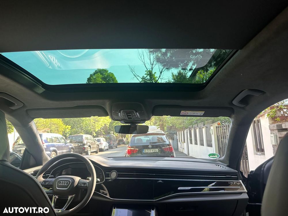 Audi RS Q8 TFSI quattro tiptronic - 7