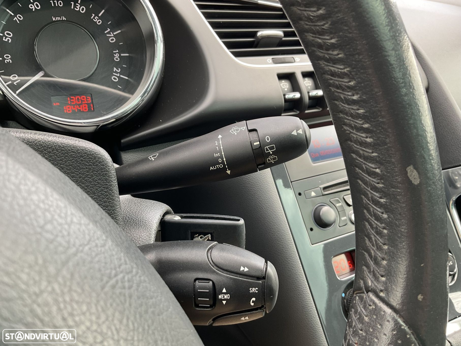 Peugeot 3008 1.6 HDi Executive - 32