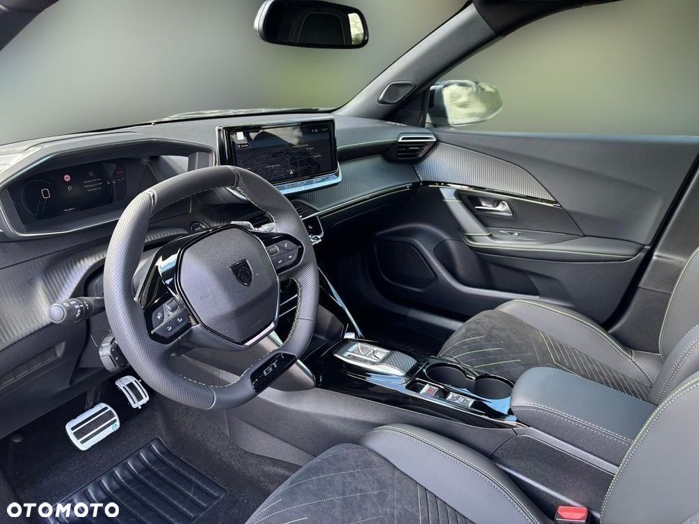 Peugeot 2008 PureTech mHEV GT Exclusive e-DCS6 - 10