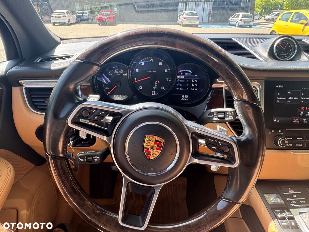 Porsche Macan Standard - 15