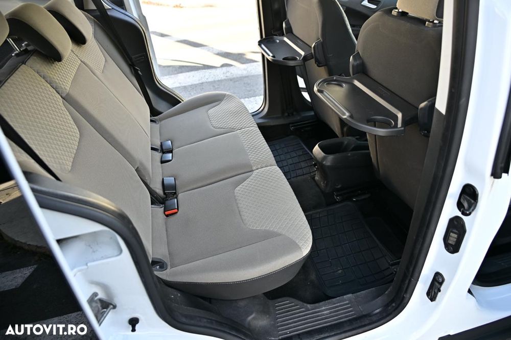 Ford Tourneo Courier 1.5 TDCi Trend - 16