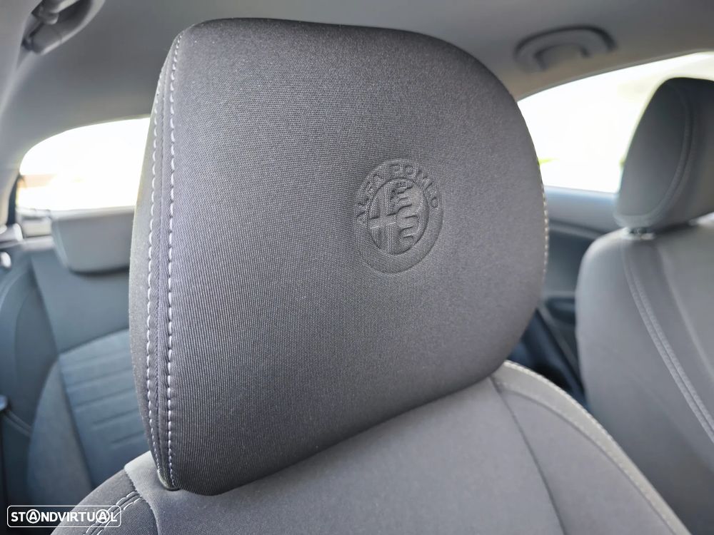 Alfa Romeo Giulietta 1.6 JTDM - 28