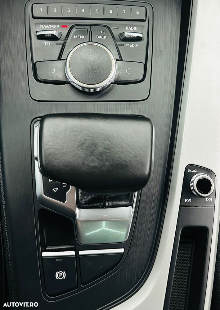 Audi A4 30 TDI S tronic advanced - 23