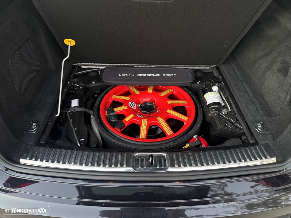 Porsche Cayenne GTS - 8