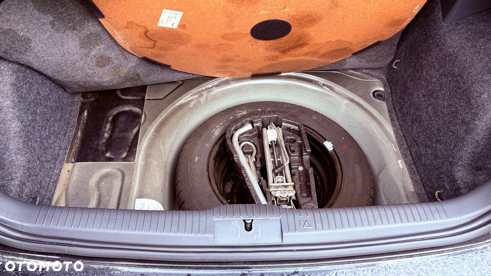 Volkswagen Polo - 12