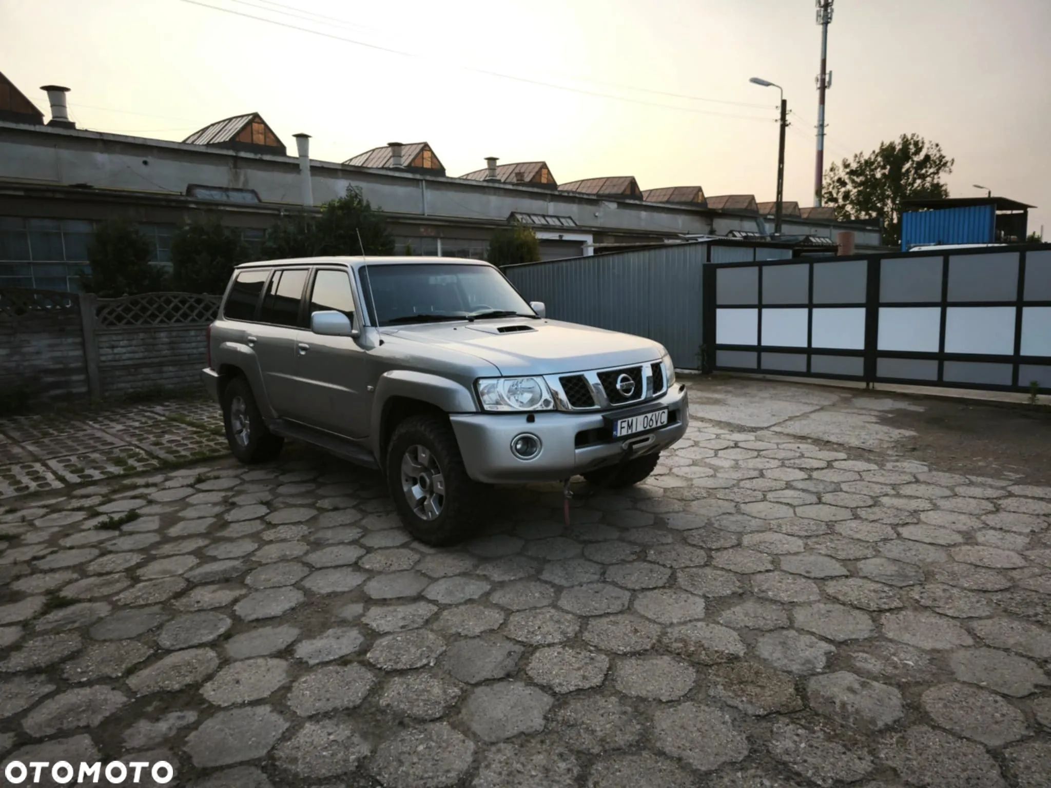 Nissan Patrol - 1