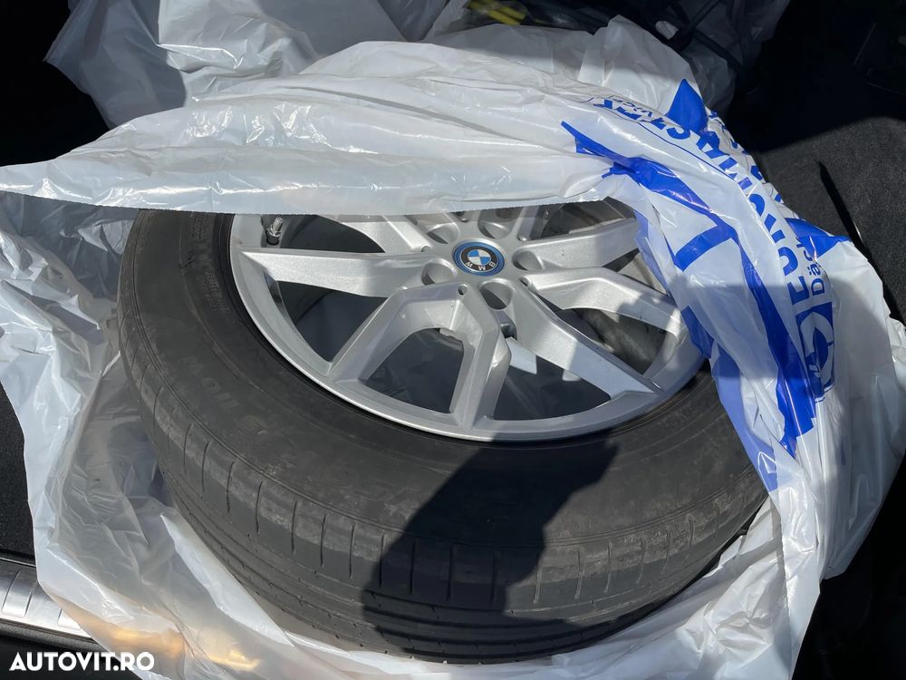 BMW X5 xDrive45e - 28