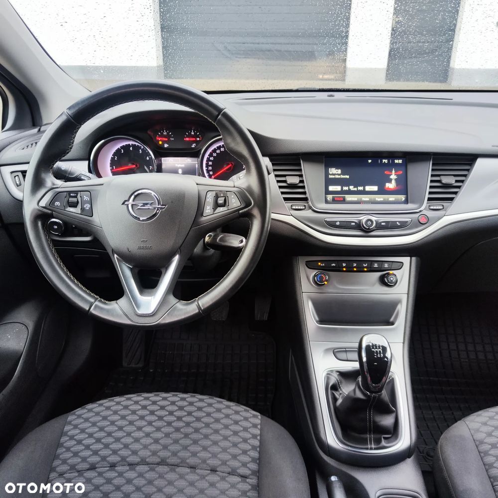 Opel Astra 1.4 Turbo Business - 9