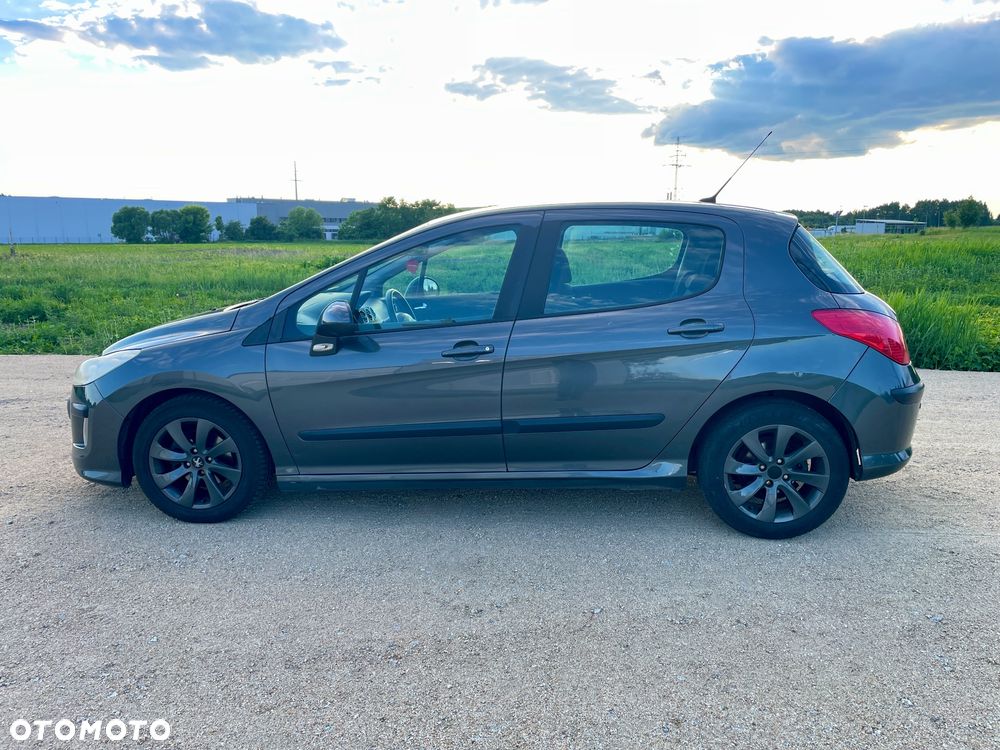 Peugeot 308 1.6 Premium - 9