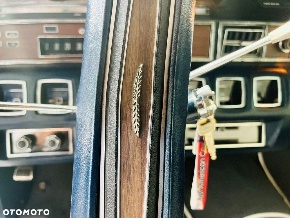 Lincoln Continental - 35